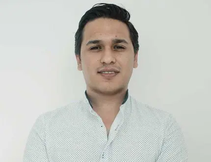 ROLANDO-RUEDA-PHOTO-1 Our Team Staging